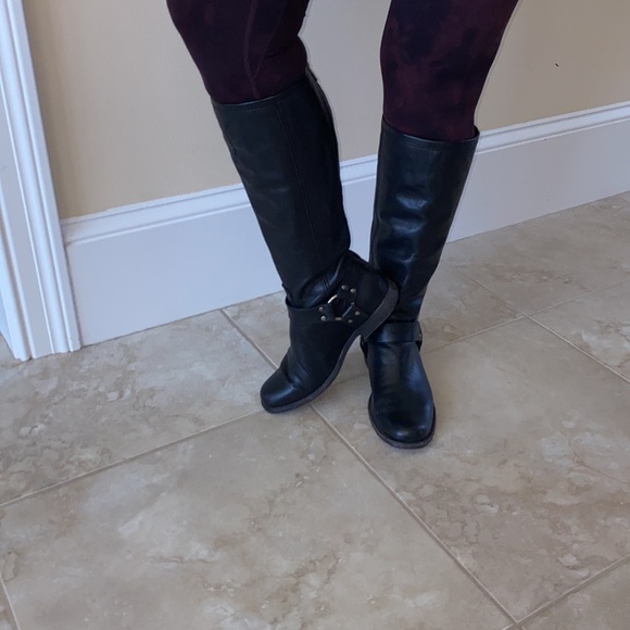 Frye tall black boots, size 8 - Picture 2 of 11